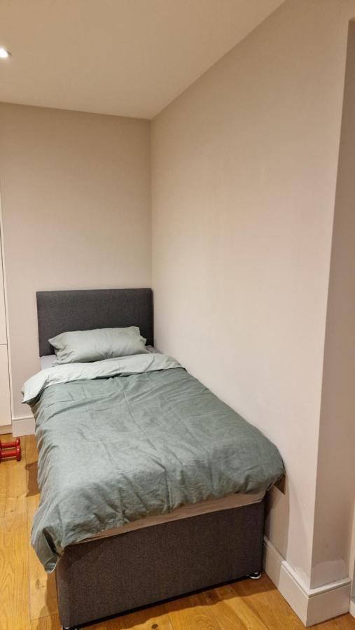 London City Apartment One Ealing Ngoại thất bức ảnh